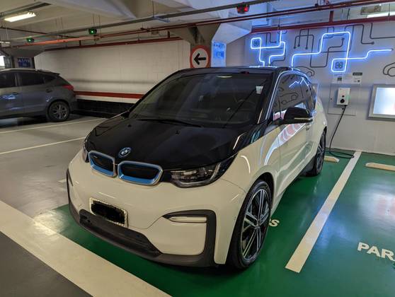 BMW i3 ELÉTRICO eDRIVE BEV FULL AUTOMÁTICO em São Paulo, SP