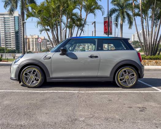 MINI COOPER SE TOP 2P ELÉTRICO em São Paulo, SP
