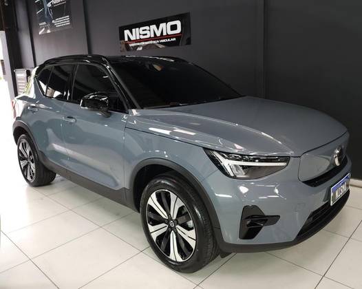 VOLVO XC40 P6 RECHARGE ELECTRIC PLUS em São Paulo, SP