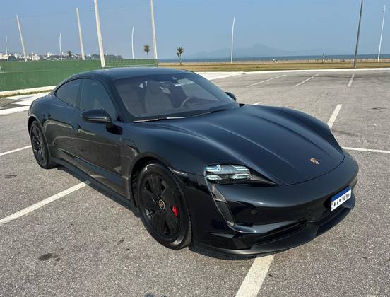 PORSCHE TAYCAN 4S ELÉTRICO em Florianópolis, SC