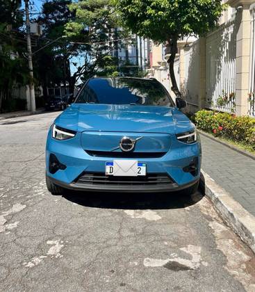VOLVO XC40 P6 RECHARGE ELECTRIC PLUS em São Paulo, SP