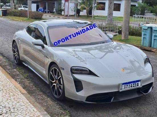 PORSCHE TAYCAN TURBO ELÉTRICO em Suzano, SP