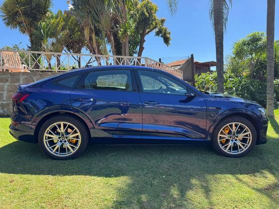 AUDI E-TRON ELÉTRICO SPORTBACK PERFORMANCE QUATTRO em São Carlos, SP