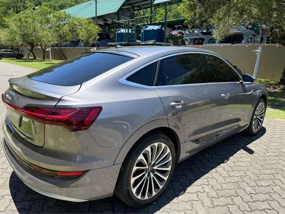 AUDI E-TRON ELÉTRICO SPORTBACK PERFORMANCE QUATTRO em Rio de Janeiro, RJ