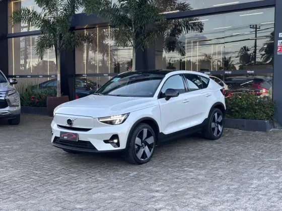 VOLVO C40 P8 RECHARGE TWIN ELECTRIC ULTIMATE AWD em Salvador, BA