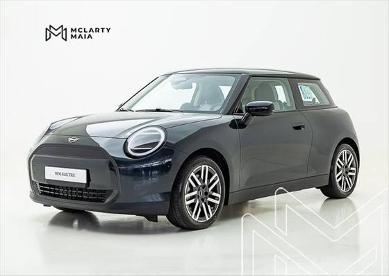 MINI COOPER 40,7 KW ELÉTRICO 2P E em São Paulo, SP