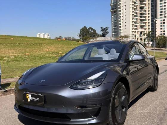 TESLA MODEL 3 ELÉTRICO AWD LONG RANGE PERFORMANCE em Barueri, SP