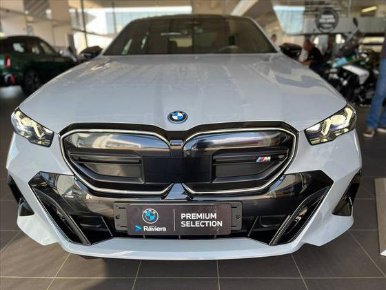 BMW i5 ELÉTRICO XDRIVE60 M SPORT em Campo Grande, MS
