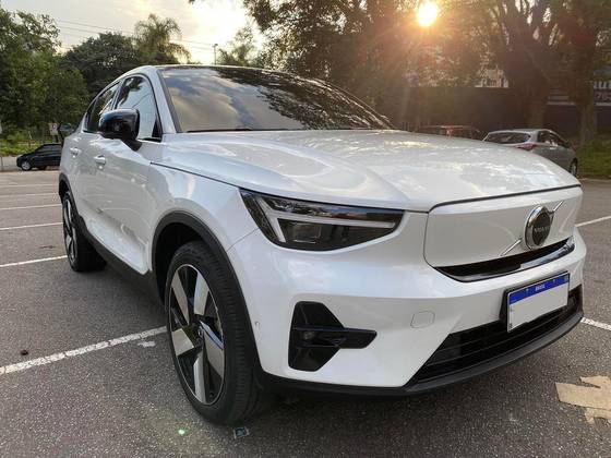 VOLVO C40 P8 RECHARGE TWIN ELECTRIC ULTIMATE AWD em Santo André, SP