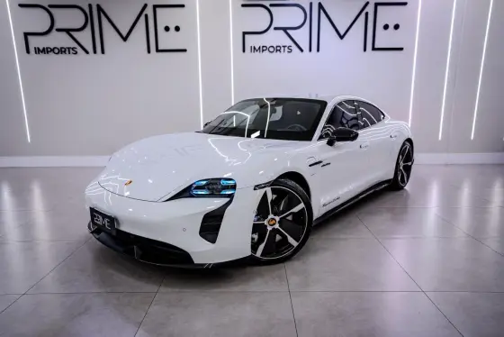 PORSCHE TAYCAN TURBO ELÉTRICO em São Paulo, SP