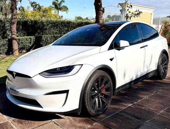TESLA MODEL X ELÉTRICO PLAID em Criciúma, SC