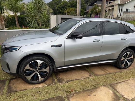 MERCEDES-BENZ EQC 400 4MATIC ELÉTRICO em Vargem Grande Paulista, SP