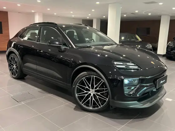 PORSCHE MACAN 4 ELÉTRICO em Goiânia, GO