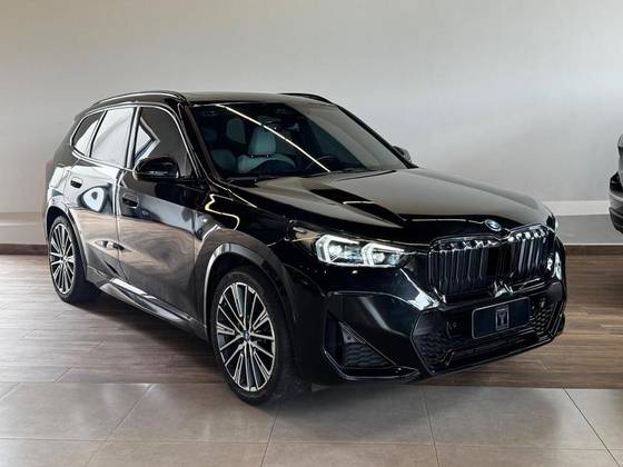 BMW iX1 ELÉTRICO XDRIVE30 M SPORT em Campo Grande, MS