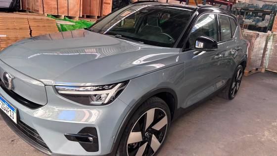 VOLVO XC40 P8 RECHARGE TWIN ELECTRIC ULTIMATE AWD em São Paulo, SP