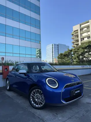 MINI COOPER SE TOP 2P ELÉTRICO em Porto Alegre, RS