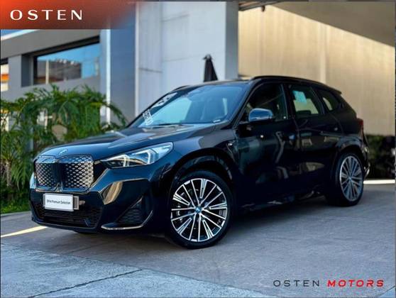 BMW iX1 ELÉTRICO XDRIVE30 M SPORT em São José dos Campos, SP