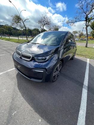 BMW i3 ELÉTRICO eDRIVE BEV FULL AUTOMÁTICO em Curitiba, PR