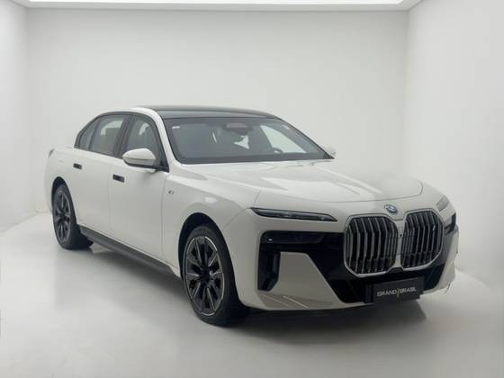 BMW i7 ELÉTRICO XDRIVE60 M SPORT em São Paulo, SP
