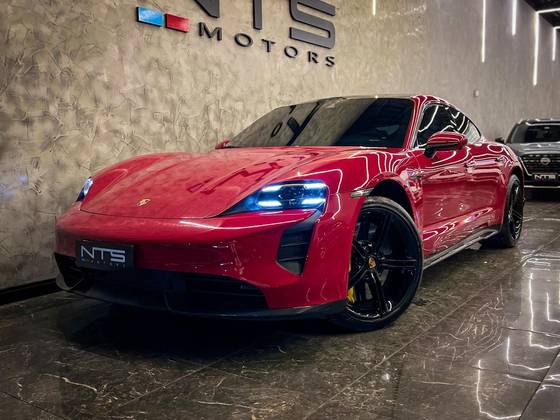PORSCHE TAYCAN TURBO ELÉTRICO em São Paulo, SP