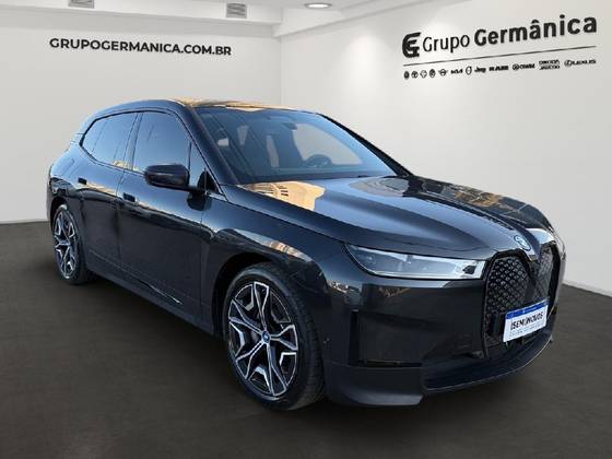 BMW iX ELÉTRICO XDRIVE40 em Sorocaba, SP