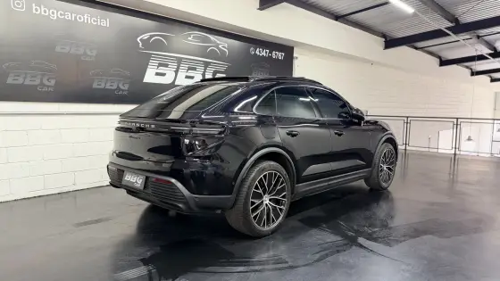 PORSCHE MACAN 4 ELÉTRICO em São Bernardo do Campo, SP