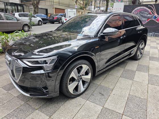 AUDI E-TRON ELÉTRICO PERFORMANCE QUATTRO em São Paulo, SP