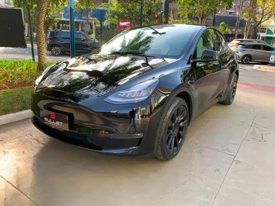 TESLA MODEL Y P100D LONG RANGE AWD ELÉTRICO em São Paulo, SP