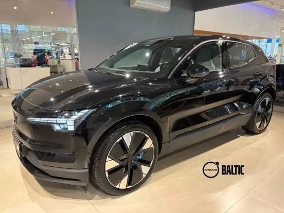 VOLVO EX30 69 KW ELÉTRICO ULTRA em Santos, SP