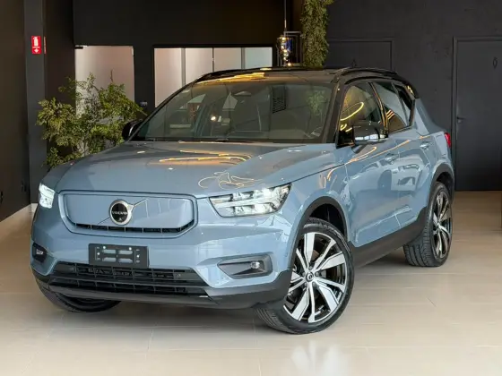 VOLVO XC40 P8 RECHARGE ELECTRIC BEV PURE AWD em Vinhedo, SP