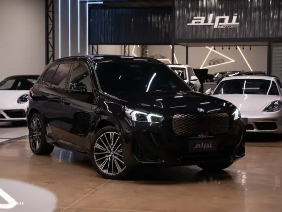 BMW iX1 ELÉTRICO XDRIVE30 M SPORT em Cascavel, PR
