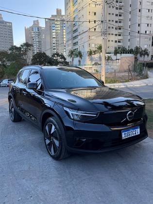 VOLVO XC40 P6 RECHARGE ELECTRIC PLUS em Belo Horizonte, MG
