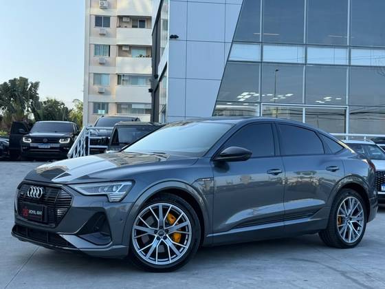 AUDI E-TRON ELÉTRICO SPORTBACK PERFORMANCE QUATTRO em Rio de Janeiro, RJ