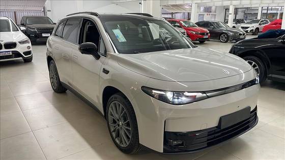 LEAPMOTOR C10 69,9 KW BEV em Barueri, SP