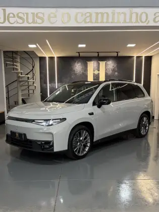 LEAPMOTOR C10 69,9 KW BEV em São Paulo, SP