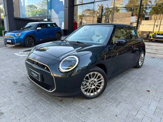 MINI COOPER 49,2 KW ELÉTRICO 2P SE em São Paulo, SP