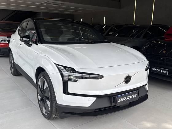 VOLVO EX30 69 KW ELÉTRICO ULTRA em São Paulo, SP