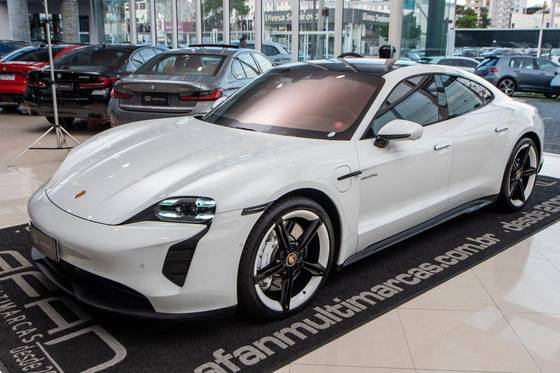PORSCHE TAYCAN 4S ELÉTRICO em Curitiba, PR