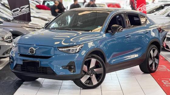 VOLVO C40 P8 RECHARGE TWIN ELECTRIC ULTIMATE AWD em Curitiba, PR