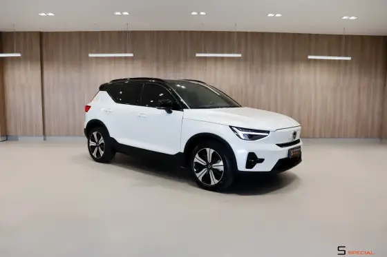 VOLVO XC40 P6 RECHARGE ELECTRIC PLUS em Piracicaba, SP