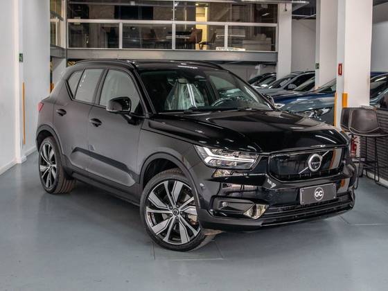 VOLVO XC40 P8 RECHARGE ELECTRIC BEV PURE AWD em Belo Horizonte, MG