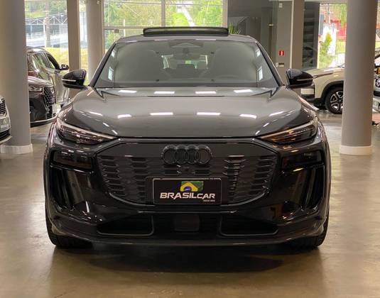 AUDI Q6 E-TRON 100 KW ELÉTRICO SPORTBACK QUATTRO em Blumenau, SC