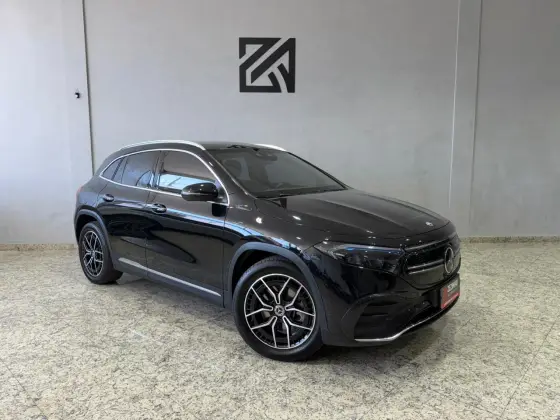 MERCEDES-BENZ EQA 250 66,5 KW ELÉTRICO em Cajamar, SP