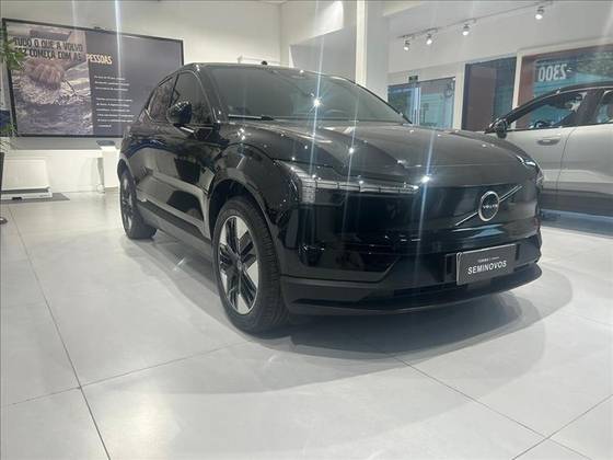 VOLVO EX30 69 KW ELÉTRICO CORE em Santo André, SP