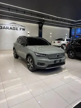 VOLVO XC40 P8 RECHARGE ELECTRIC BEV PURE AWD em Mogi das Cruzes, SP