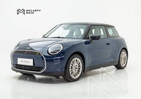 MINI COOPER 49,2 KW ELÉTRICO 2P SE em São Paulo, SP