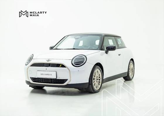 MINI COOPER 49,2 KW ELÉTRICO 2P SE em São Paulo, SP
