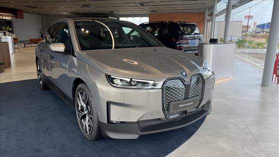 BMW iX ELÉTRICO XDRIVE40 em João Pessoa, PB
