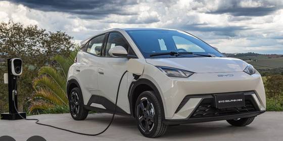 BYD DOLPHIN MINI 38 KW ELÉTRICO em Blumenau, SC