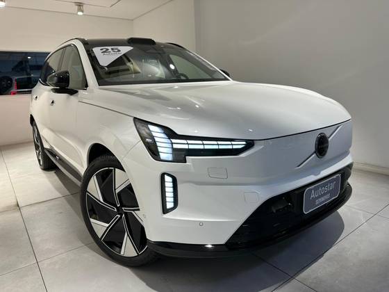 VOLVO EX90 P8 RECHARGE TWIN ELECTRIC PERFORMANCE ULTRA AWD em São Paulo, SP